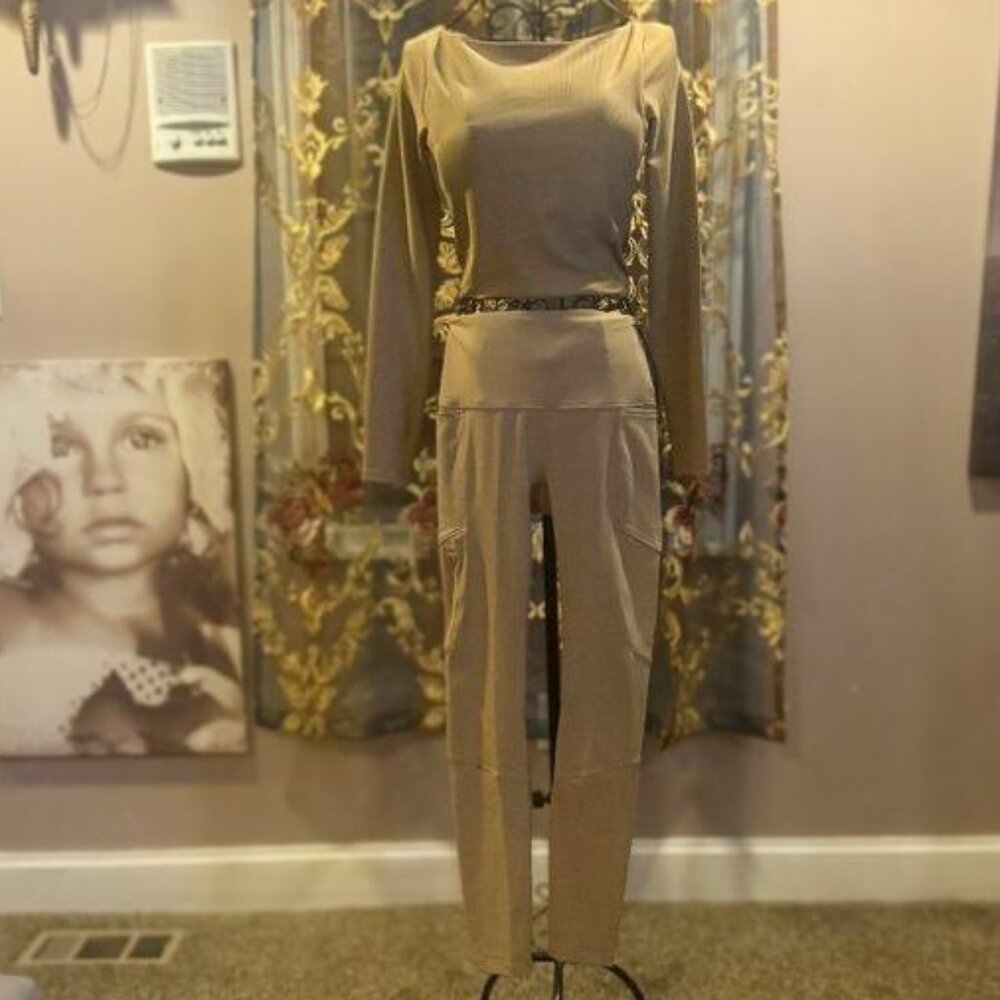 CALIA top & leggings SET 50% off NWT